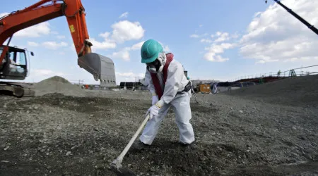 Milhares de japoneses em abrigos temporários cinco após após tsunami
