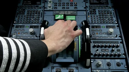 Entrega de aviões cai 30% em 2024 para menos de 1.300 unidades