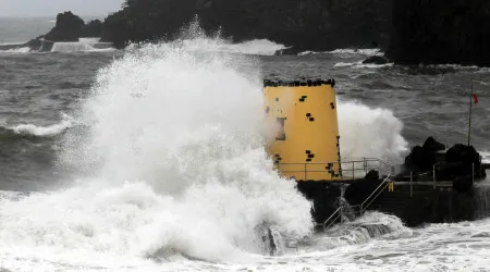 Capitania do Funchal prolonga aviso de agitação marítima até 2.ª-feira