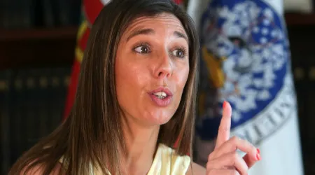 Ex-gestores do São João têm de  pagar 5.000 euros a Ana Rita Cavaco