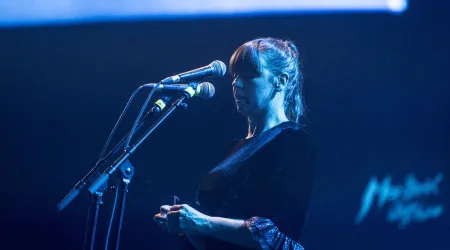 Cat Power apresenta em Oeiras espetáculo dedicado a Dylan pela última vez