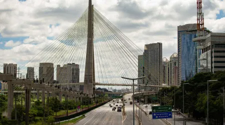 São Paulo acolhe 24 horas de literatura com curadoria portuguesa
