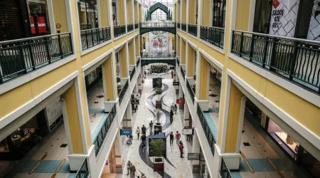 Comércio? Fecho ao domingo e feriados causaria perda de 18 mil empregos