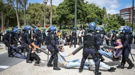 Marquês de Pombal reaberto à circulação após remoção de manifestantes