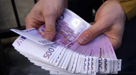 Quase 6.700 milhões de euros transferidos para paraísos fiscais em 2021