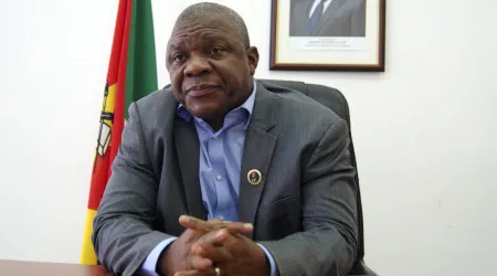 Governador de Cabo Delgado quer diretores provinciais a ajudar populações