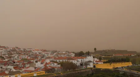 DGS alerta para fraca qualidade do ar amanhã devido a poeiras de África