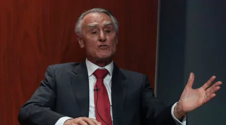 "Não há almoços grátis". Cavaco critica Esquerda por fim das portagens