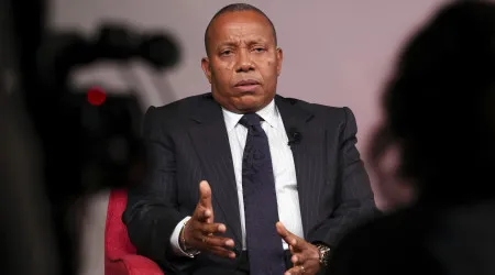 PM de São Tomé participou em execução de civis? Advogado diz ter provas