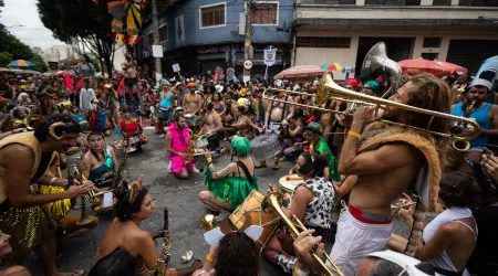 Brasil recebeu até novembro mais turistas estrangeiros do que em 2023