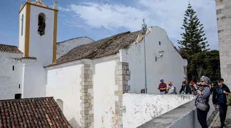 Milhares de turistas rumam a Tavira na Semana Santa para visitar igrejas