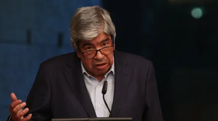 Ferro acusa Ventura de "calúnia" e "cobardia" (e admite processá-lo)
