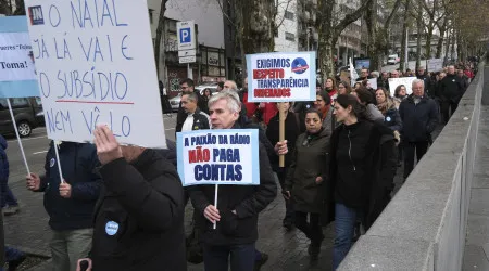 JN, DN e O Jogo ausentes das bancas, TSF retoma emissão