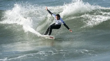 Surfista Francisca Veselko vence na Caparica e é vice-campeã europeia