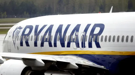 Ações da Ryanair caem quase 15% após queda de 45% dos lucros trimestrais