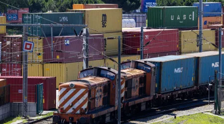 CP aluga automotoras diesel mais 2 anos devido a atrasos na eletrificação
