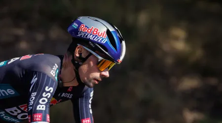 Vuelta. Roglic ganha tempo a todos, O'Connor 'treme' mas ainda não cai