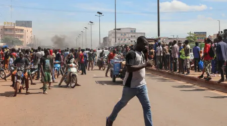 Número de mortos em ataque no Mali sobe para 32