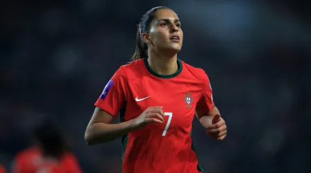 Kika Nazareth nas 27 pré-eleitas de Portugal para o Europeu feminino