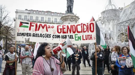 Centenas de manifestantes pedem em Lisboa a libertação da Palestina