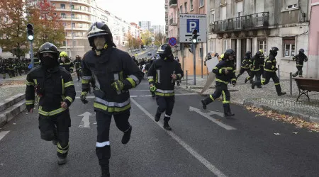 Governo e sindicatos dos bombeiros sapadores regressam às negociações