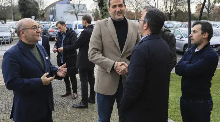 Hugo Soares garante que nenhum autarca do PSD acusado "será candidato"