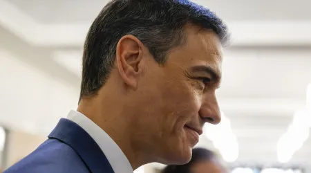 Sánchez quer limitar compra de casa por investidores não europeus