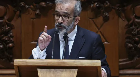 Governo desafia PS a abster-se na moção de confiança "se quer tanto" CPI