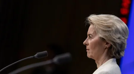 "Essencial forjar relações" num mundo com "novo sentido de urgência"
