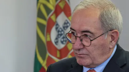 Secretário de Estado defende entrada de imigrantes só quando a economia precisar