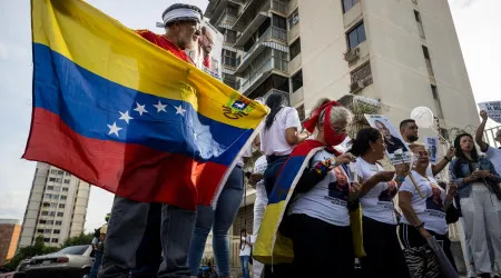 Membros da oposição venezuelana nos EUA após "resgate bem-sucedido"