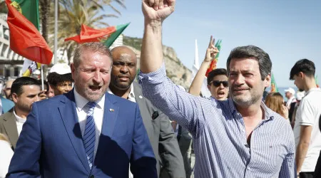 Saúde? "Eu não sei se Montenegro vive neste país. Acha que está tudo bem"