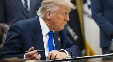 Trump declara que vai anunciar "grande acordo comercial"