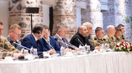 Moscovo e Kyiv vão trocar 1.000 prisioneiros de guerra