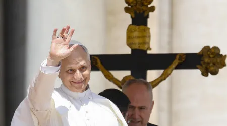 Papa Leão XIV pede a Putin "um gesto que favoreça a paz" na Ucrânia