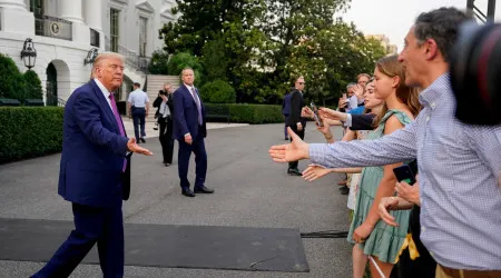 Siderurgias do Japão e EUA selam acordo que dá 'ação dourada' a Washington