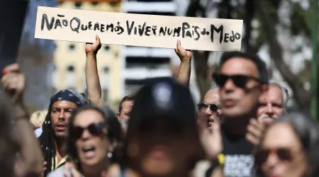 Livre, PCP, BE e PAN exigem resposta firme à violência da extrema-direita