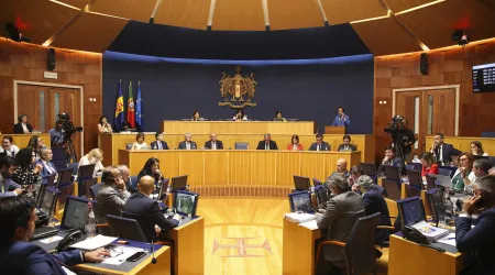 Conta da Madeira de 2023 aprovada por maioria no parlamento
