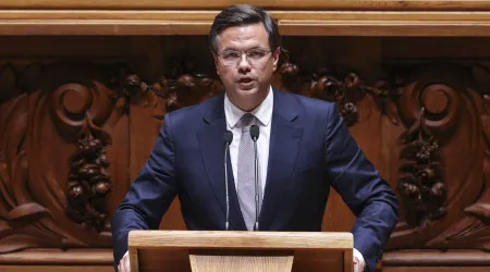 Ministro diz que reforma do Estado vai servir para "investir nas pessoas"