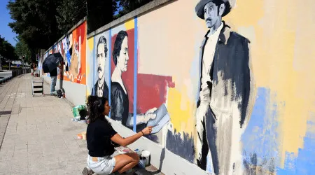 Mural coletivo no Porto celebra 200 anos de Camilo Castelo Branco