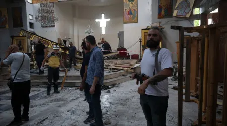 Sobe para 25 número de mortos no atentado contra igreja em Damasco