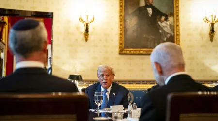"Temos negociações agendadas com o Irão", anuncia Donald Trump