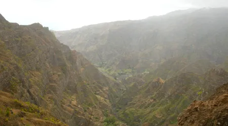 Turista francesa sofre amputação de braço devido a acidente em Cabo Verde