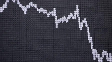 Bolsa de Tóquio fecha quase sem oscilações