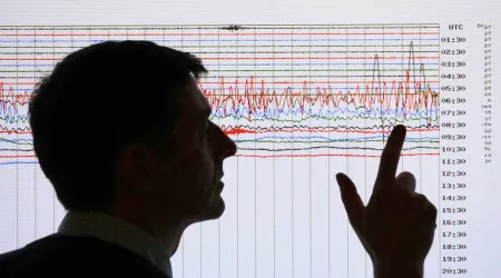 Sismo de magnitude 5,6 no mar de Alborán, entre Marrocos e Espanha