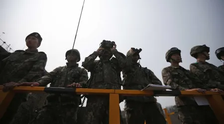 Coreia do Sul dispara após 10 soldados do Norte cruzarem fronteira