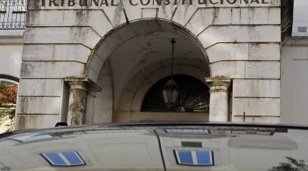 Constituição "não proíbe" legalização da morte medicamente assistida