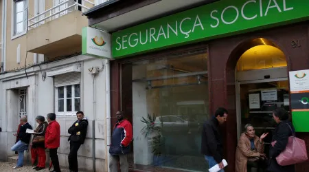 Digitalização da Segurança Social tirou 450 mil do atendimento presencial