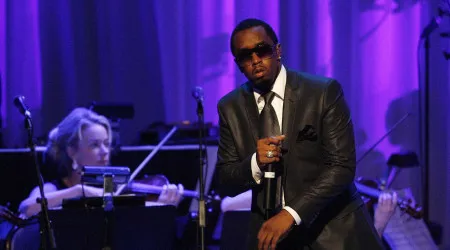 Diddy está "a ser tratado como qualquer outro detido"