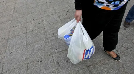 Funcionária do Minipreço despedida por furto de camarão e rissóis